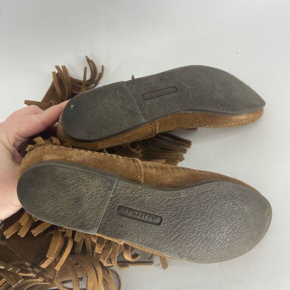 Minnetonka Women’s Brown Three-Layer Suede Fringe Mid-Calf Boots Size 8 - Picture 4 of 4